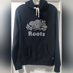 🌷Roots Black Hoodie with Light Gray Emblem🌷 size:S